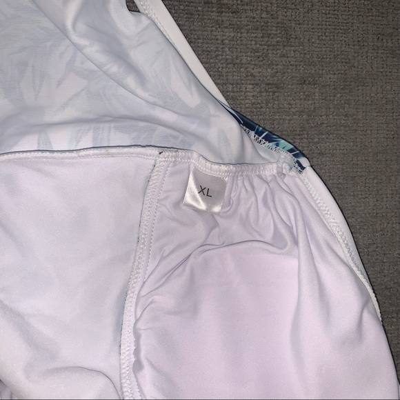 NWOT Palm Leaf print one piece swimsuit - Picture 4 of 5